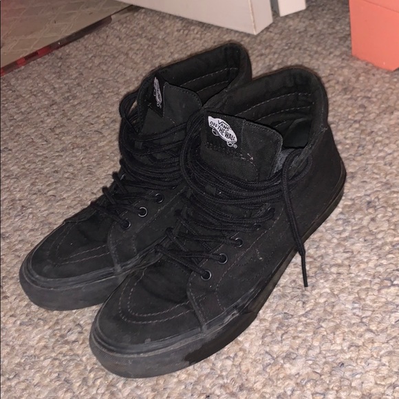Vans - Picture 1 of 2